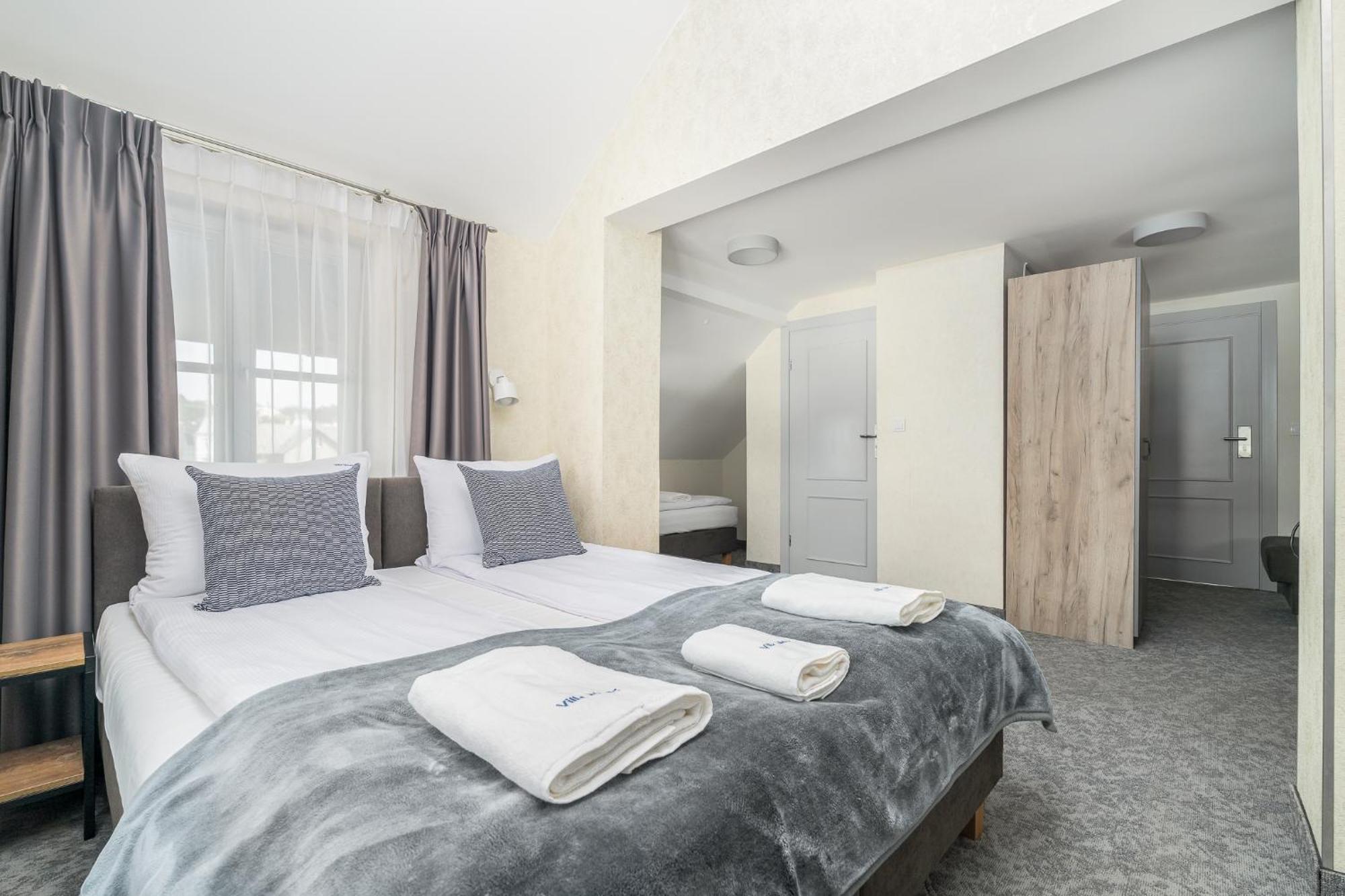 Villa Neos 미엥지즈드로예 외부 사진